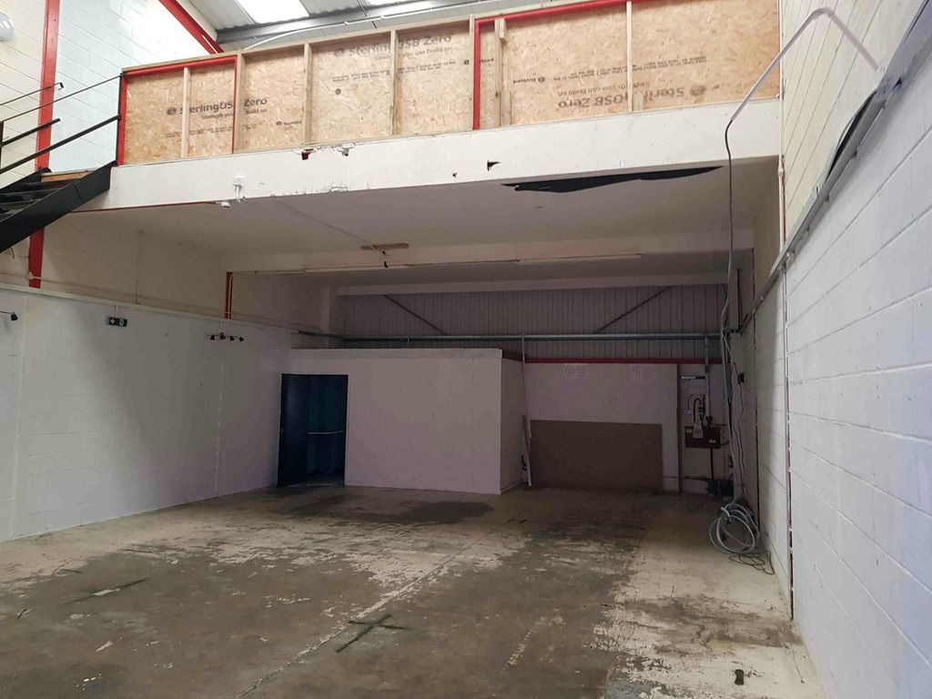 Property photo 2 of 4 250326 Front To Rear.Jpg