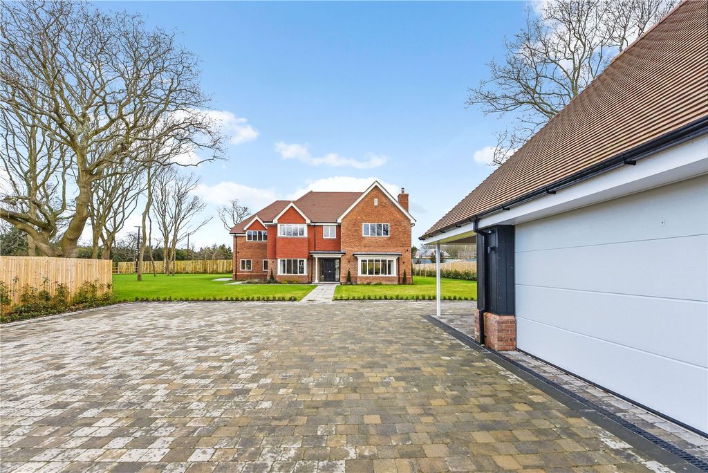 Property photo 1 of 19 Aromel House
