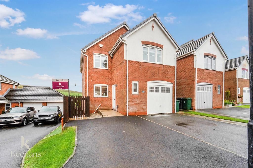 Property photo 1 of 39
