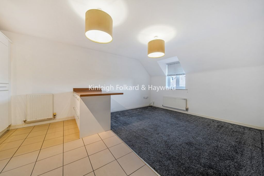 Property photo 2 of 6 61A91c46-c87B-4347-A
