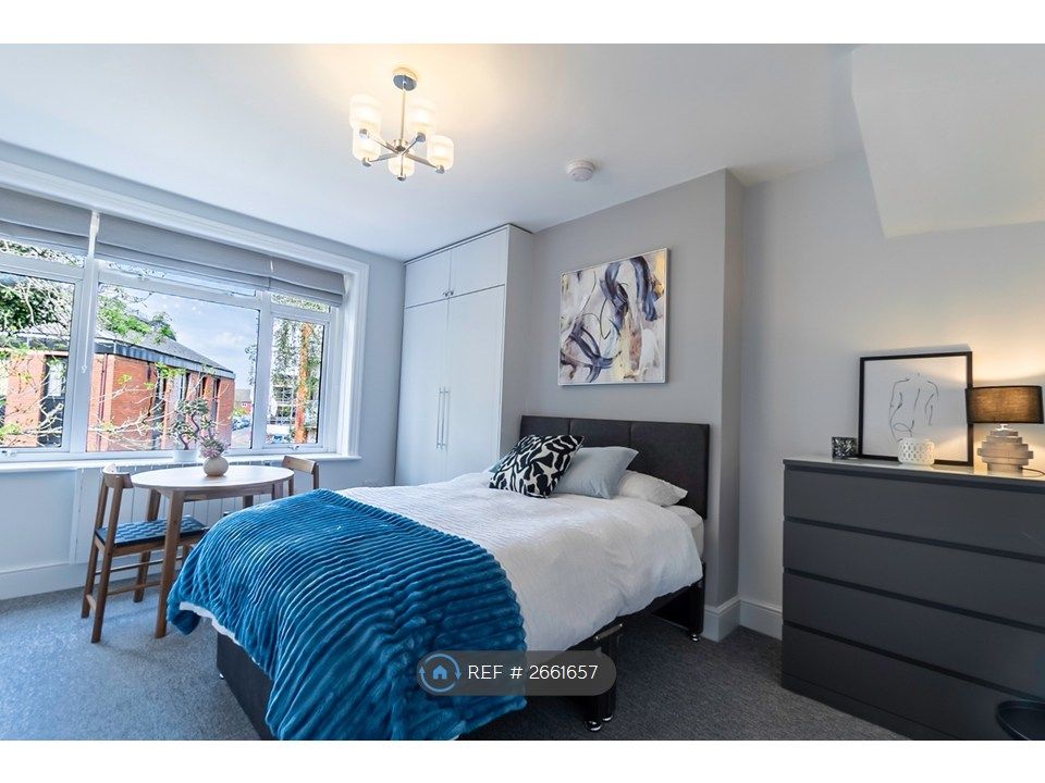 Property photo 1 of 5 Furnished Bedroom