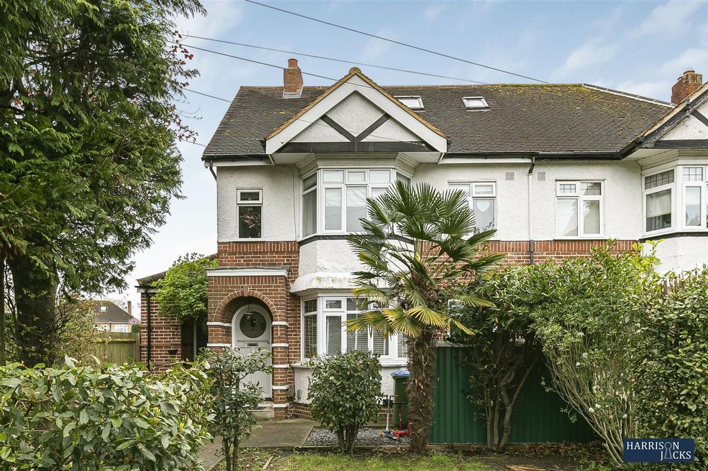 Property photo 1 of 16