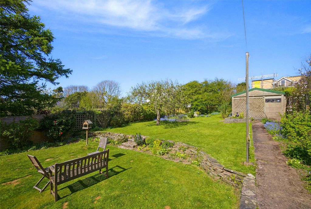 Property photo 2 of 21 Picture No. 04