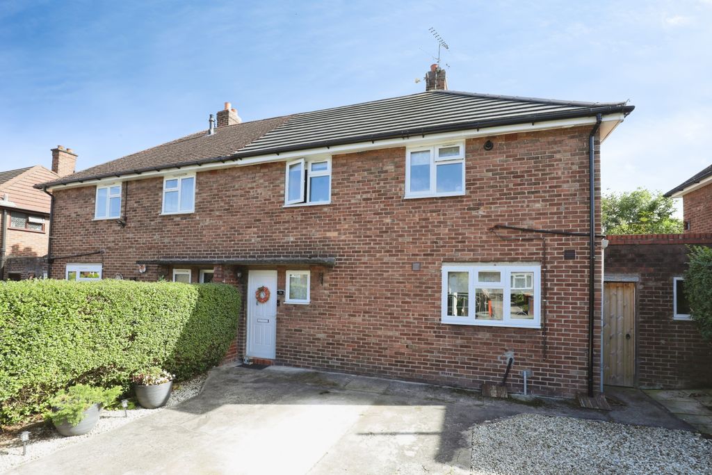 Property photo 1 of 18