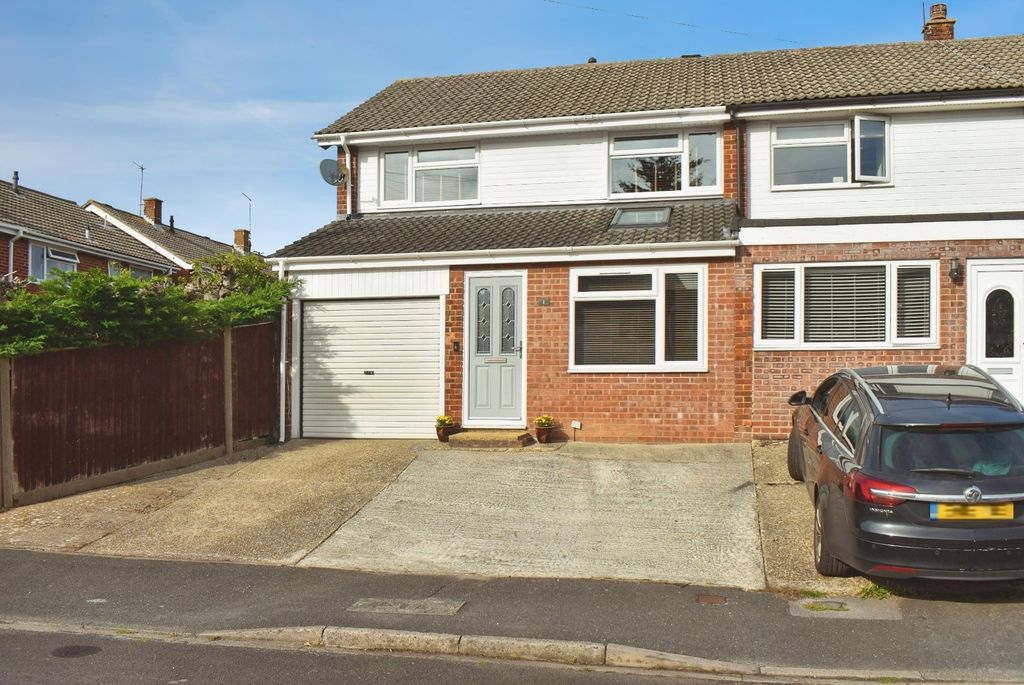 Property photo 1 of 17 Pbox-Img.Jpg