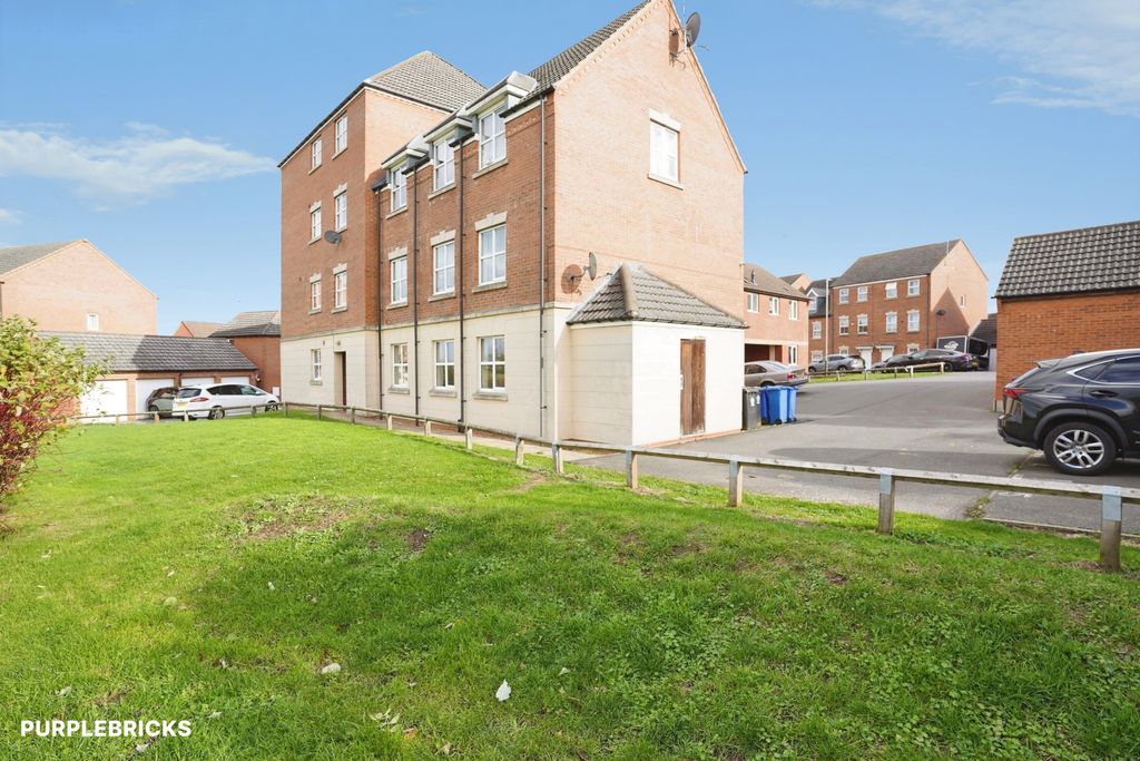 Property photo 1 of 24