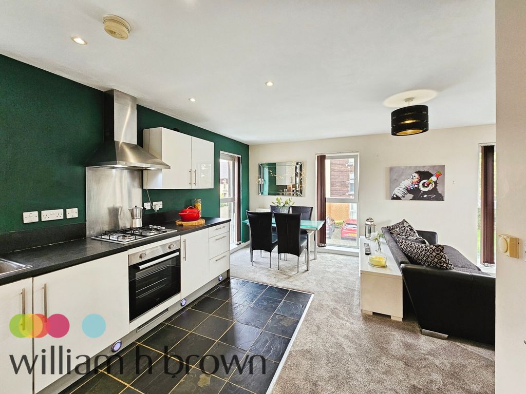 Property photo 2 of 16 Image