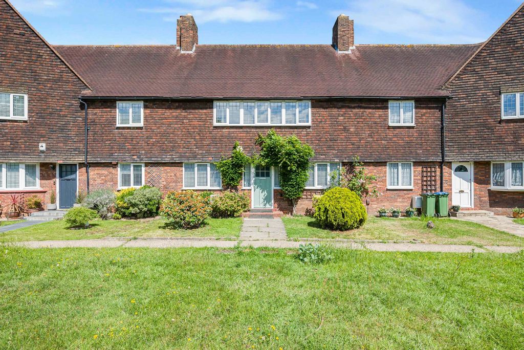 Property photo 1 of 44 Picture No. 27