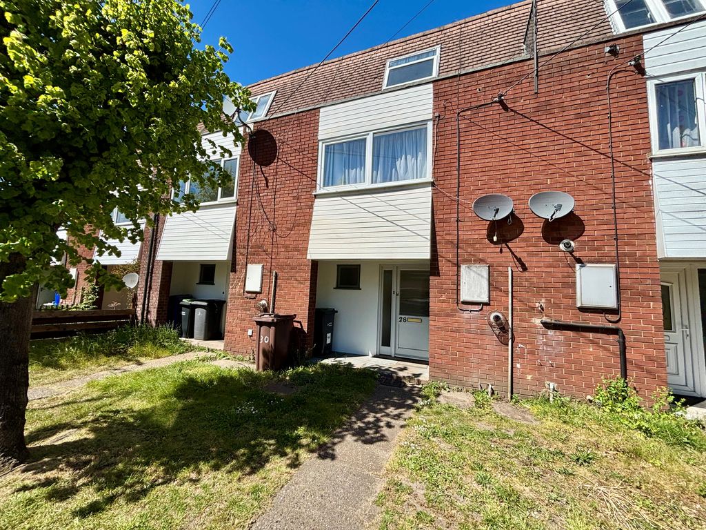 Property photo 1 of 12 View