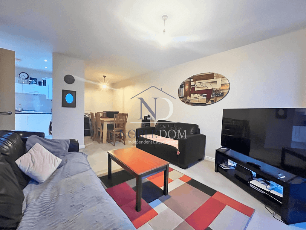 Property photo 3 of 7 Gallery