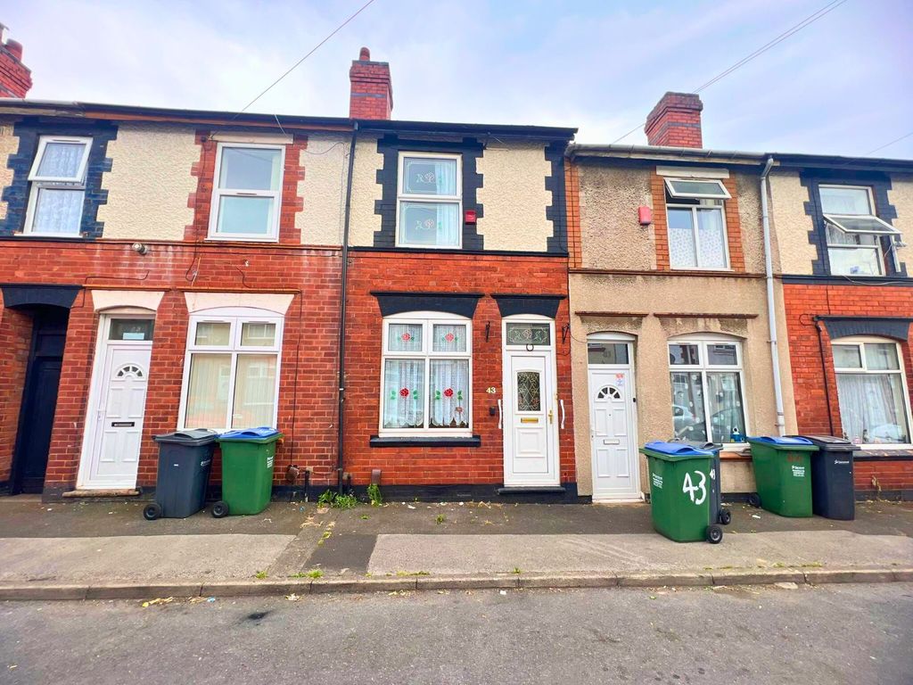 Property photo 1 of 12