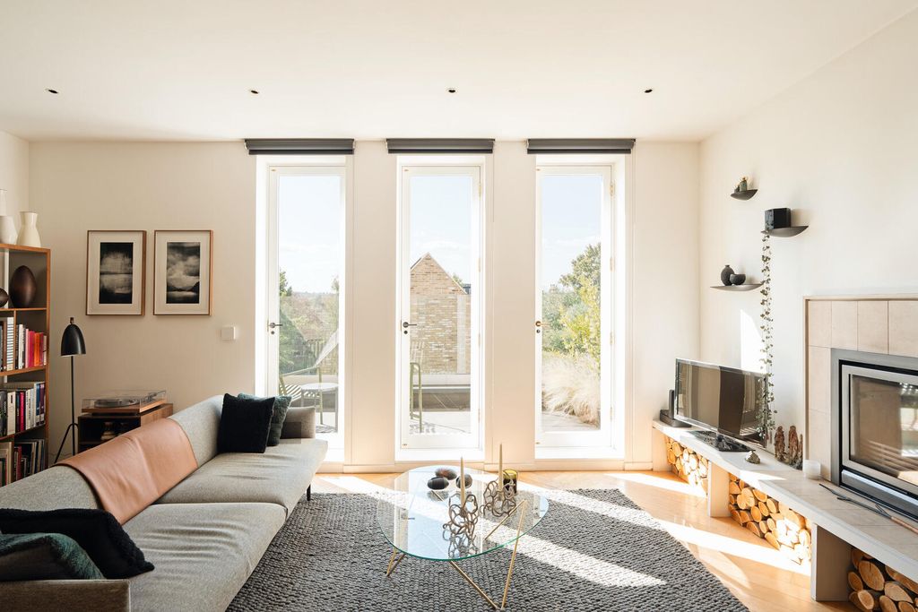 Property photo 1 of 26 19583092_N3_Webres.Jpg