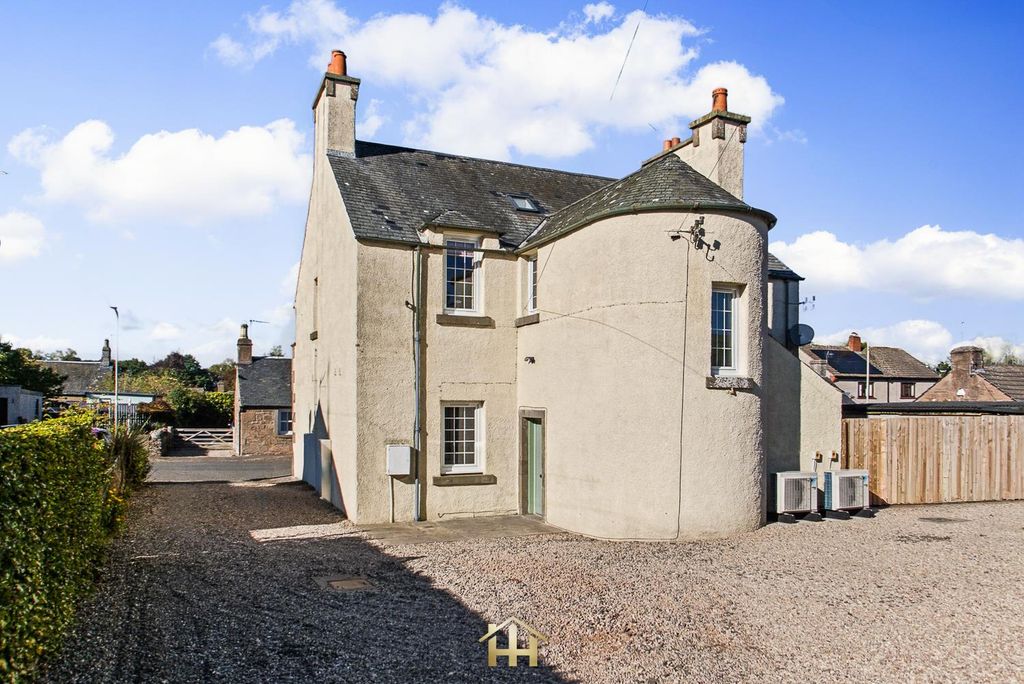 Property photo 2 of 30 41 Church St Newtyle Ph12 8Tz 071026 Edit (12 Of 3