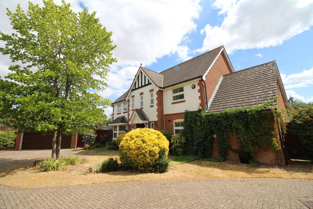 Property photo 1 of 31 Photo 32