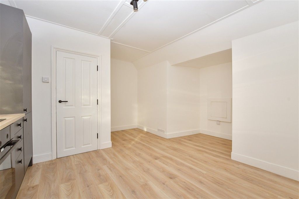 Property photo 3 of 12 Kitchen/ Living Room