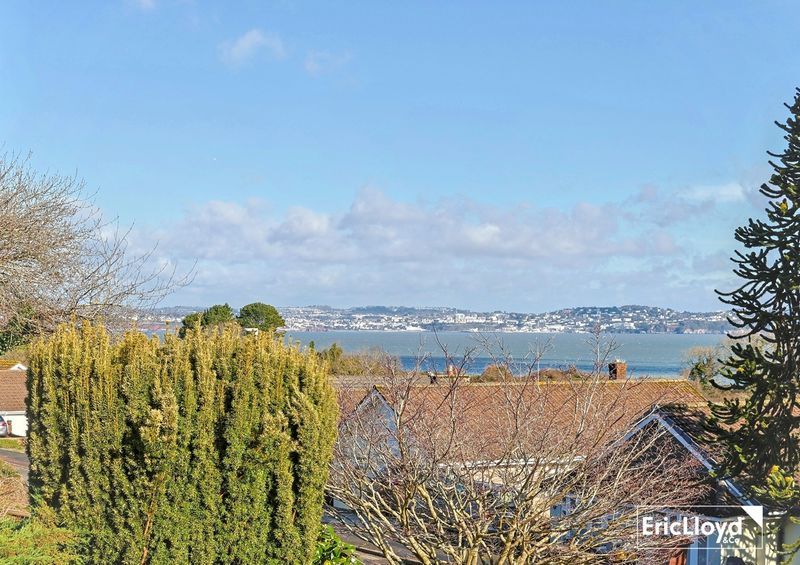 Property photo 2 of 19 Photo 11