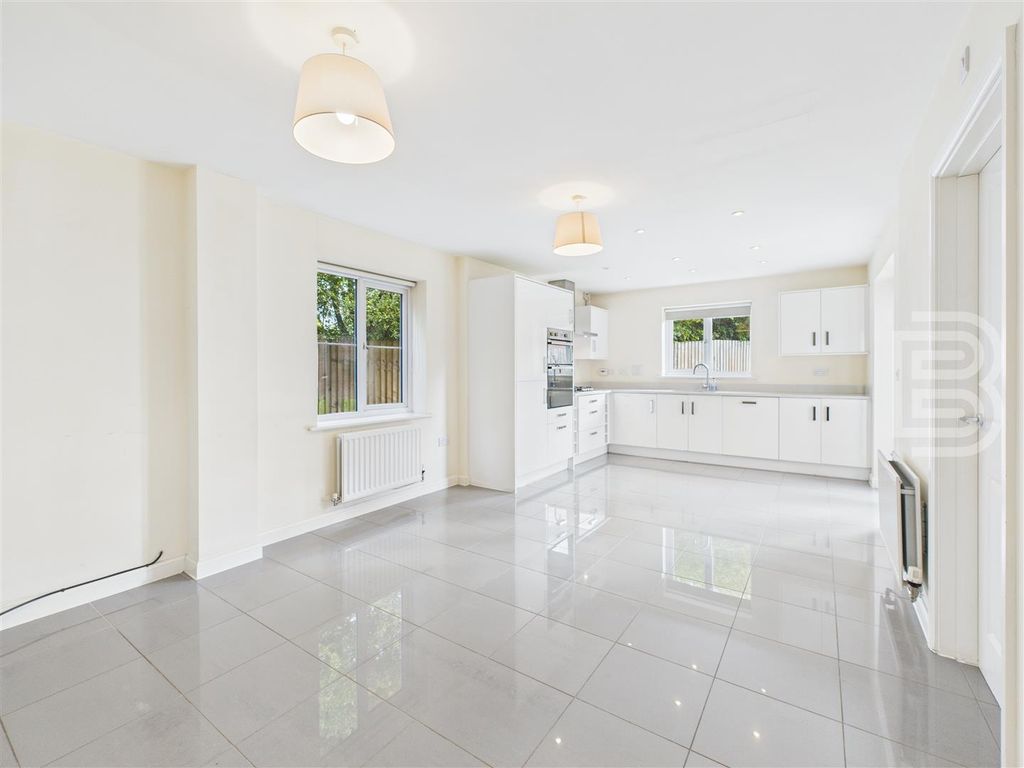 Property photo 2 of 25 Cam05587G0-Pr0054-Still016.Jpg