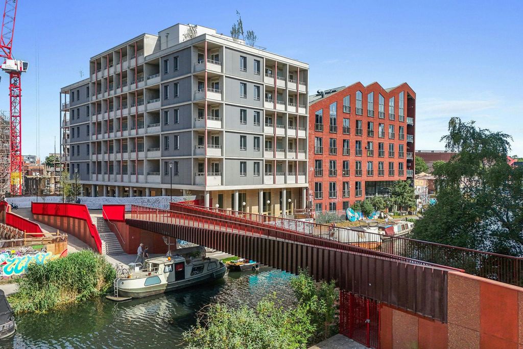 Property photo 1 of 11 MD-Bc-Hackneywick-31.Jpg