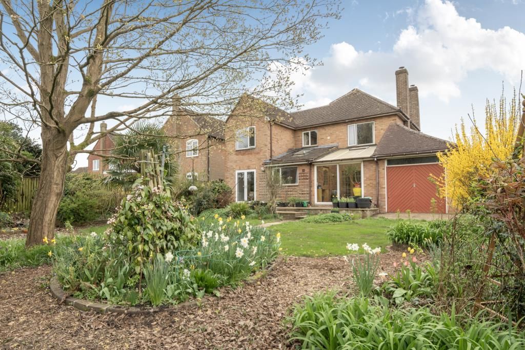 Property photo 2 of 18 Rear Aspect