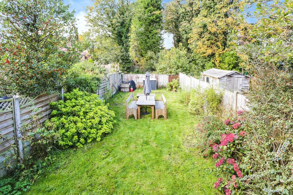 Property photo 2 of 24 Picture No. 21