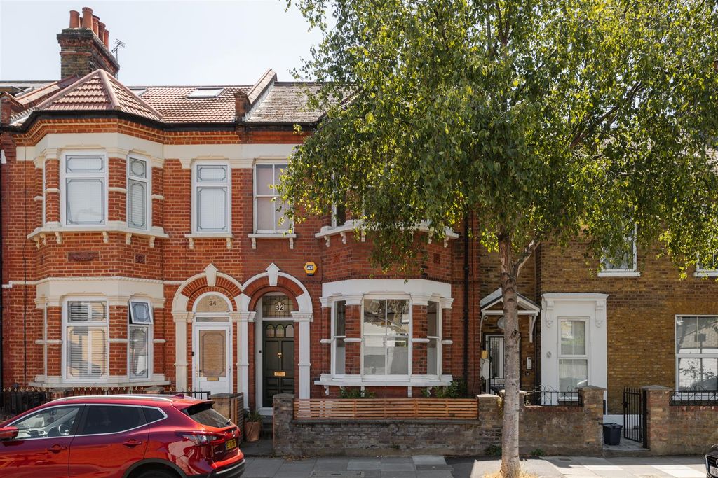 Property photo 1 of 38 Millfields Road, E5