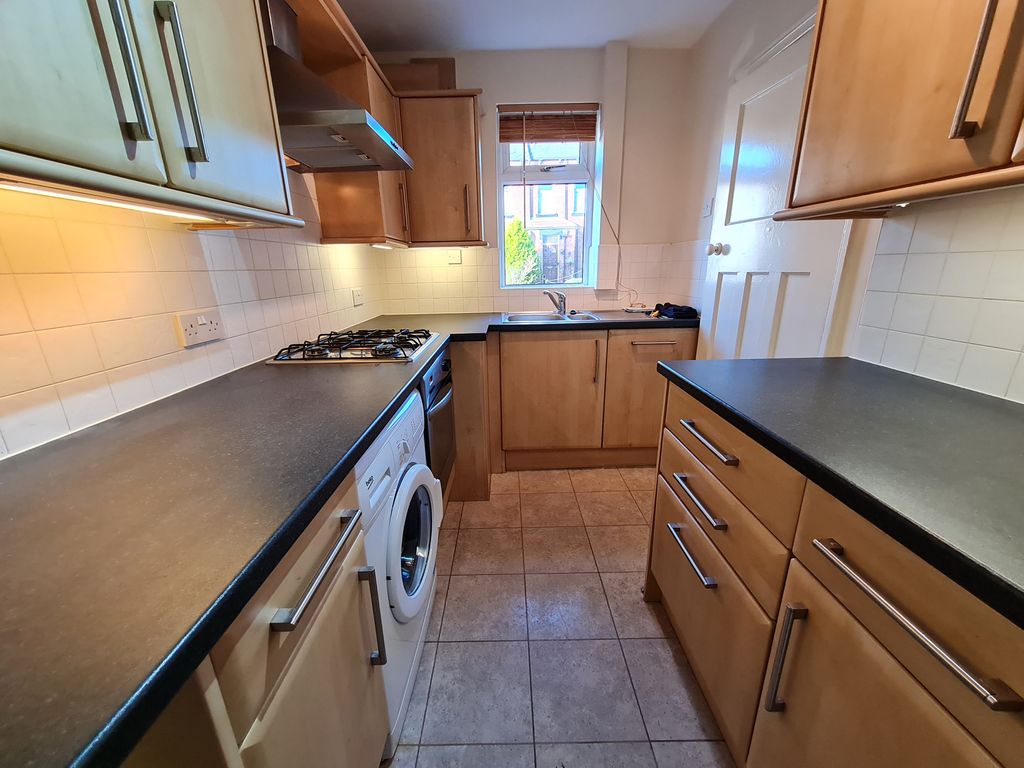 Property photo 2 of 12