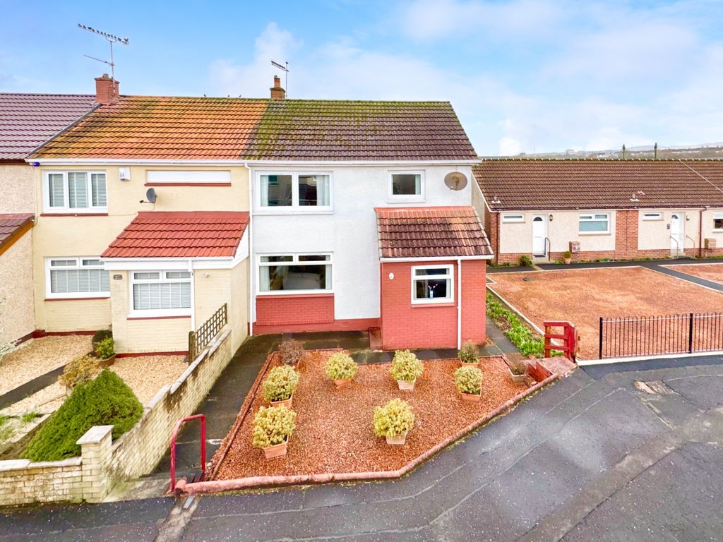 Property photo 1 of 21 Loadingbank Court, Kilbirnie Three Bedroom End Ter