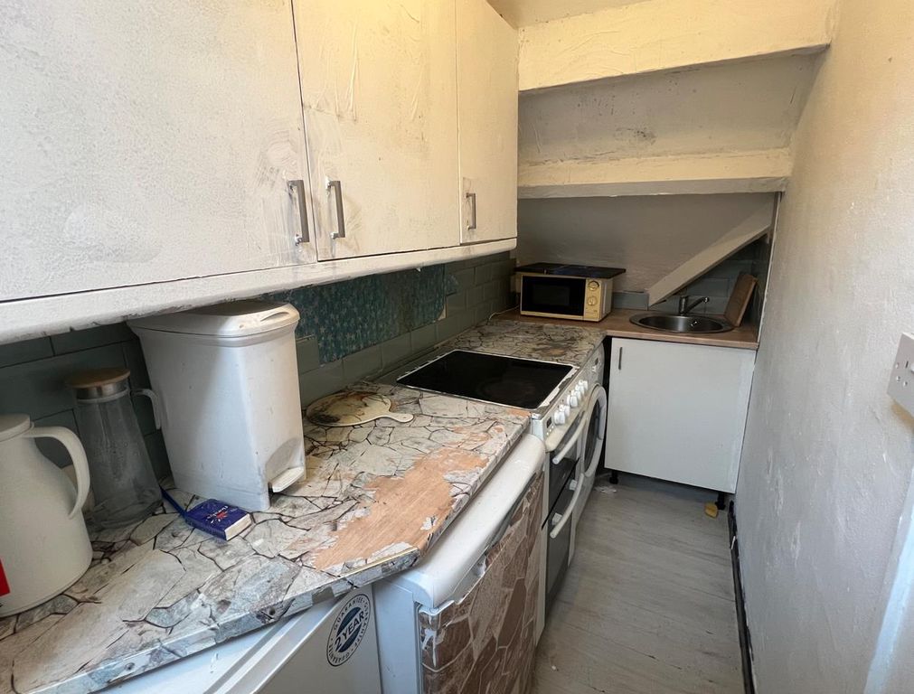 Property photo 3 of 6 Image