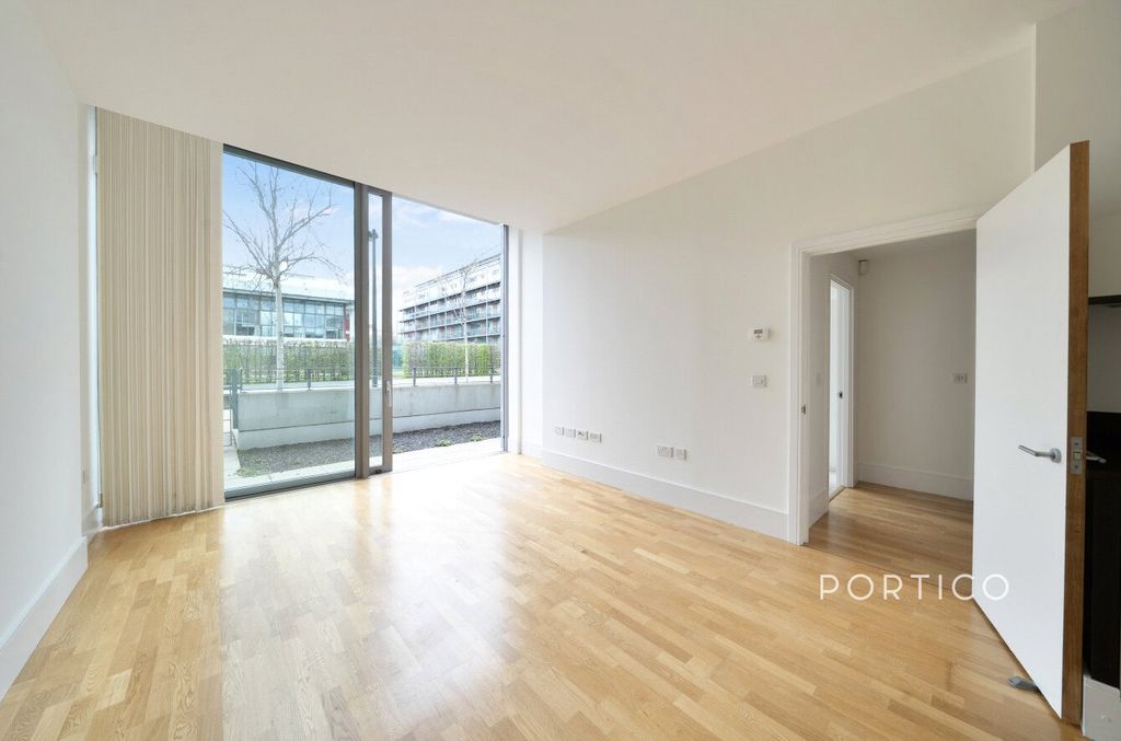 Property photo 3 of 14 Picture No. 14