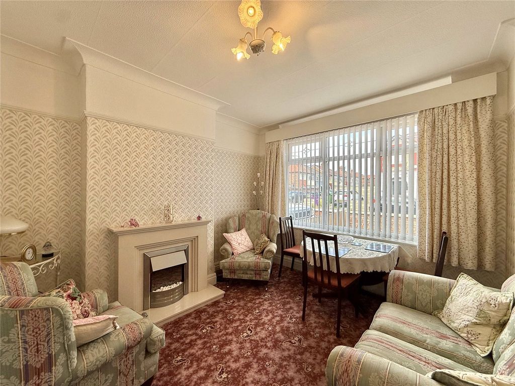 Property photo 3 of 12 Picture No. 09