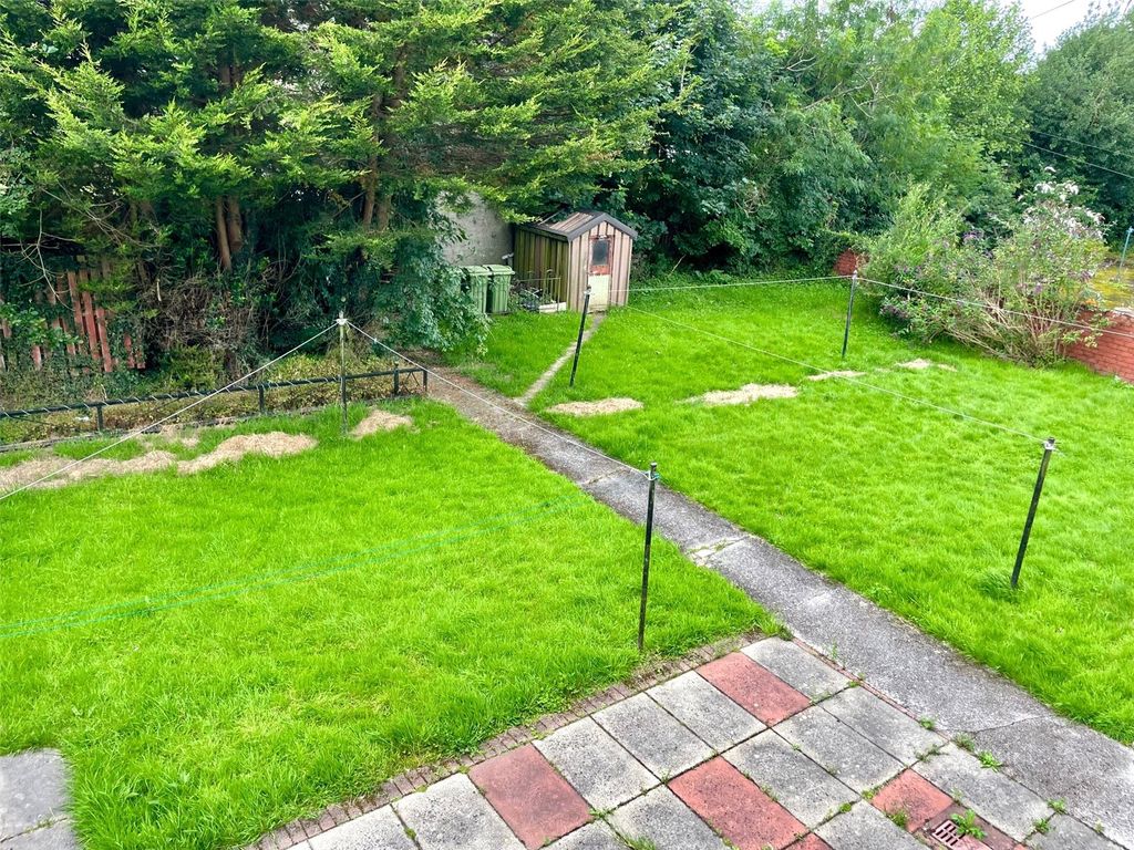 Property photo 2 of 10 Picture No. 09