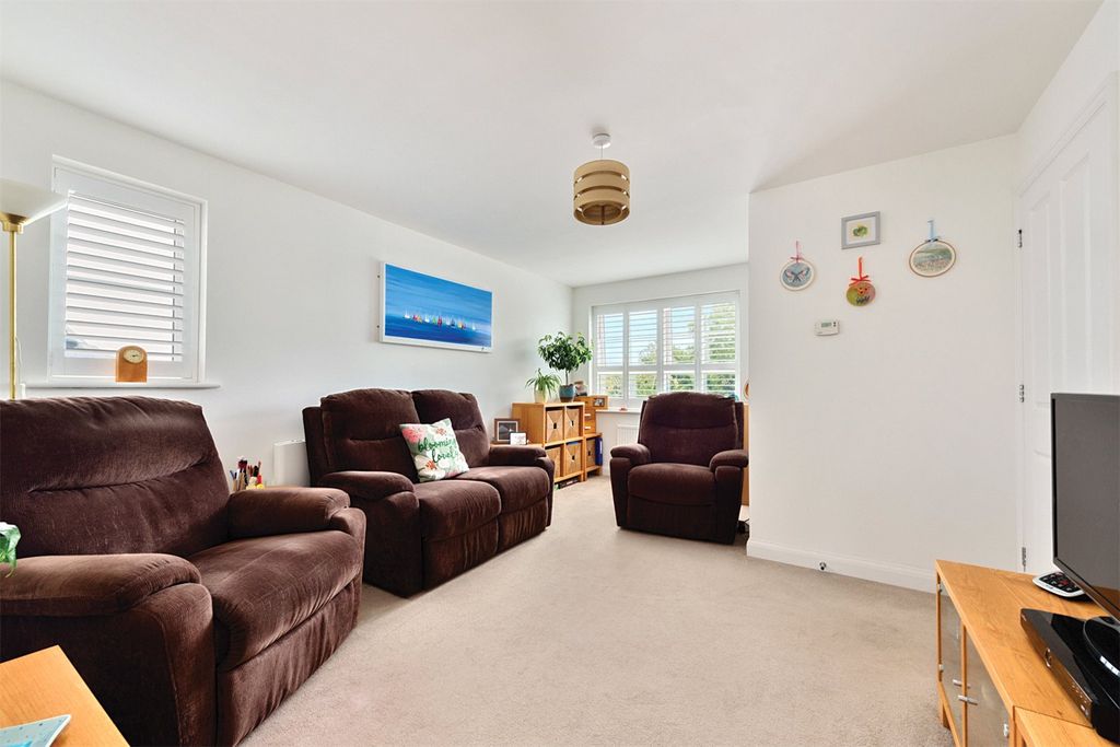 Property photo 3 of 23 Picture No. 21