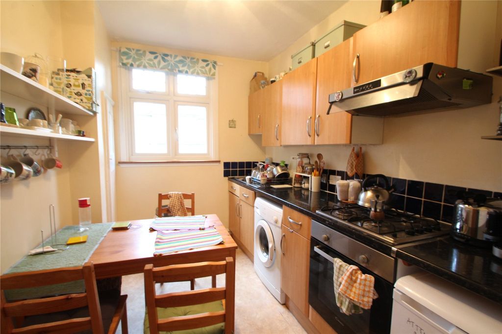 Property photo 3 of 6 Picture No. 20