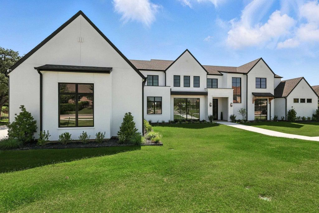 Property photo 1 of 30