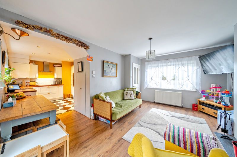 Property photo 2 of 18 Photo 17