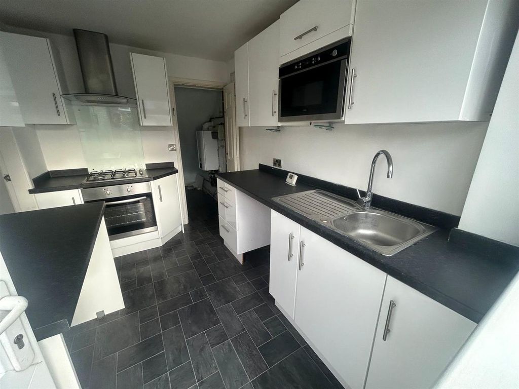 Property photo 2 of 12 Img-20251118-Wa0023.Jpg