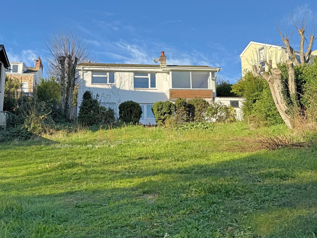 Property photo 1 of 16