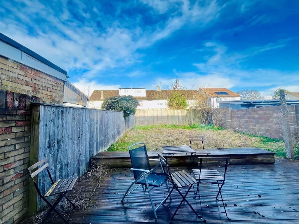Property photo 2 of 6 Garden