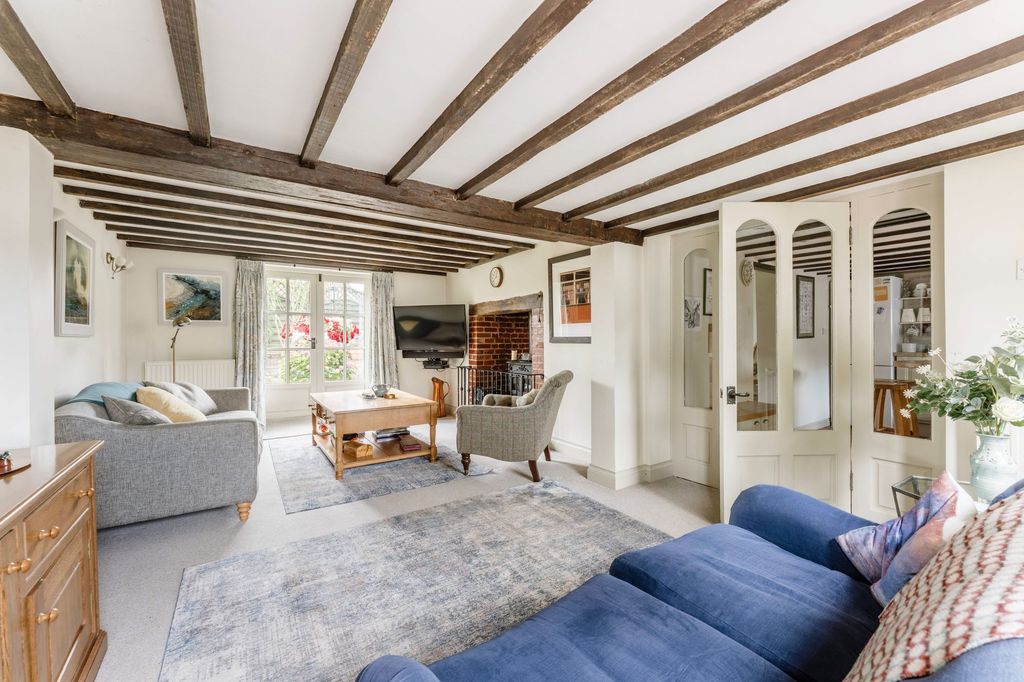 Property photo 3 of 25