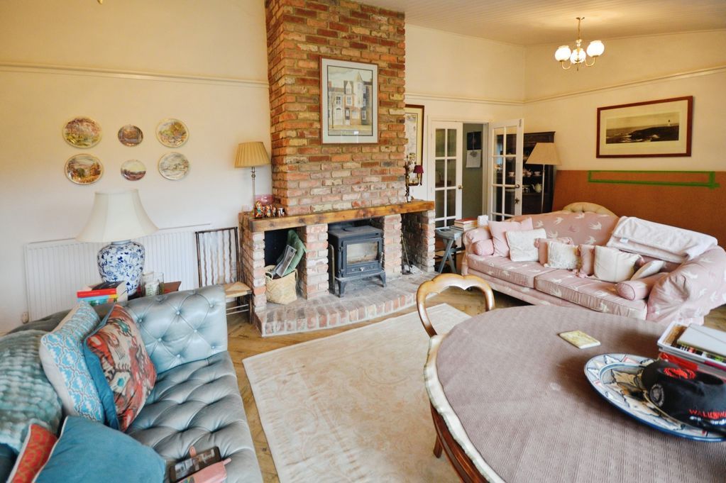 Property photo 3 of 13 Photo 10