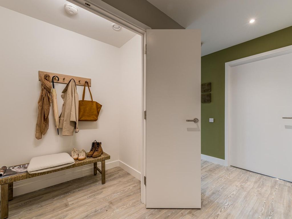 Property photo 3 of 30 Apartment 888 - The Empire Apartments