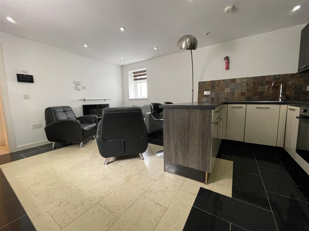 Property photo 2 of 7 Img_5149.Jpg