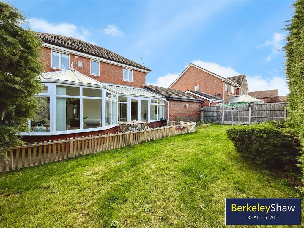 Property photo 1 of 17 F5Da1B8B--4Afa-92C9-19B1358D4A52-97585-00000DC3Fe2