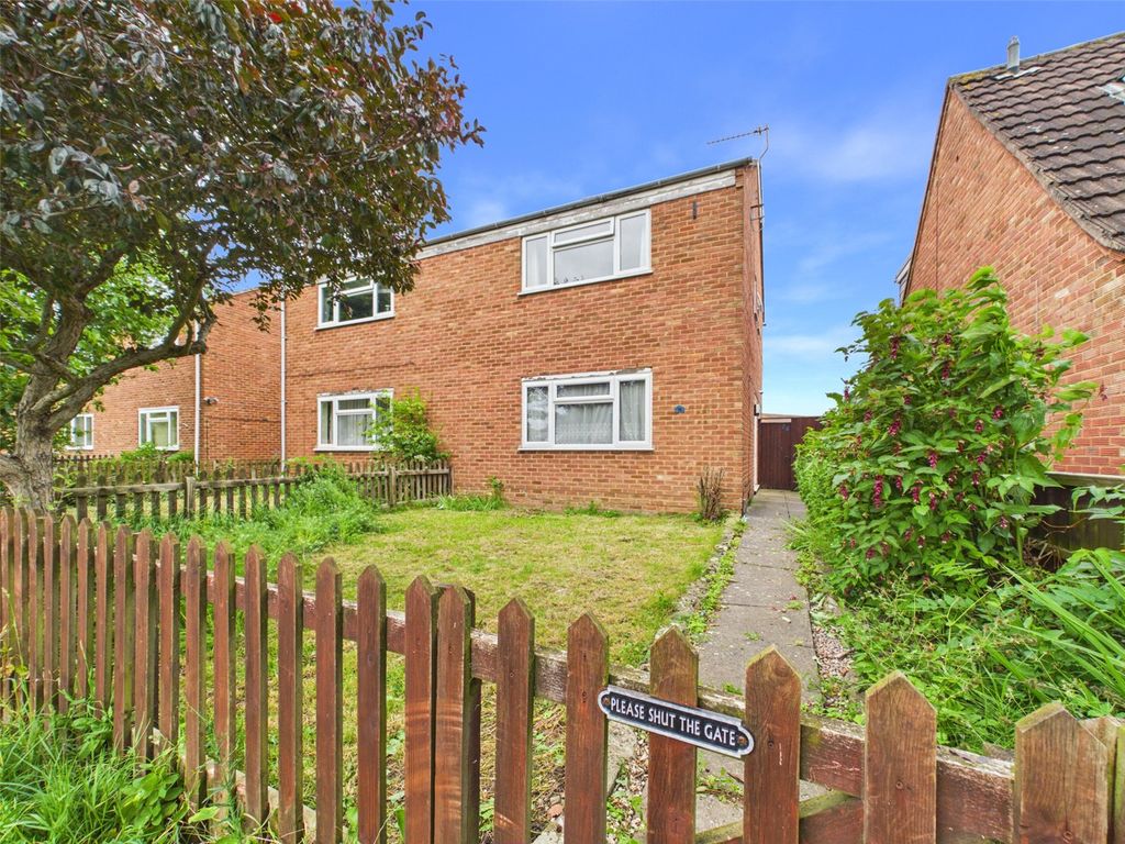 Property photo 1 of 17 Picture No. 02