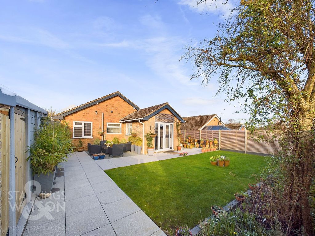 Property photo 2 of 18