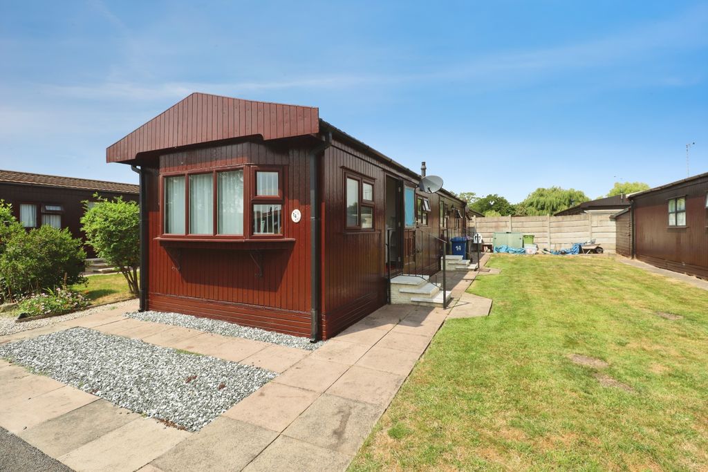 Property photo 1 of 13