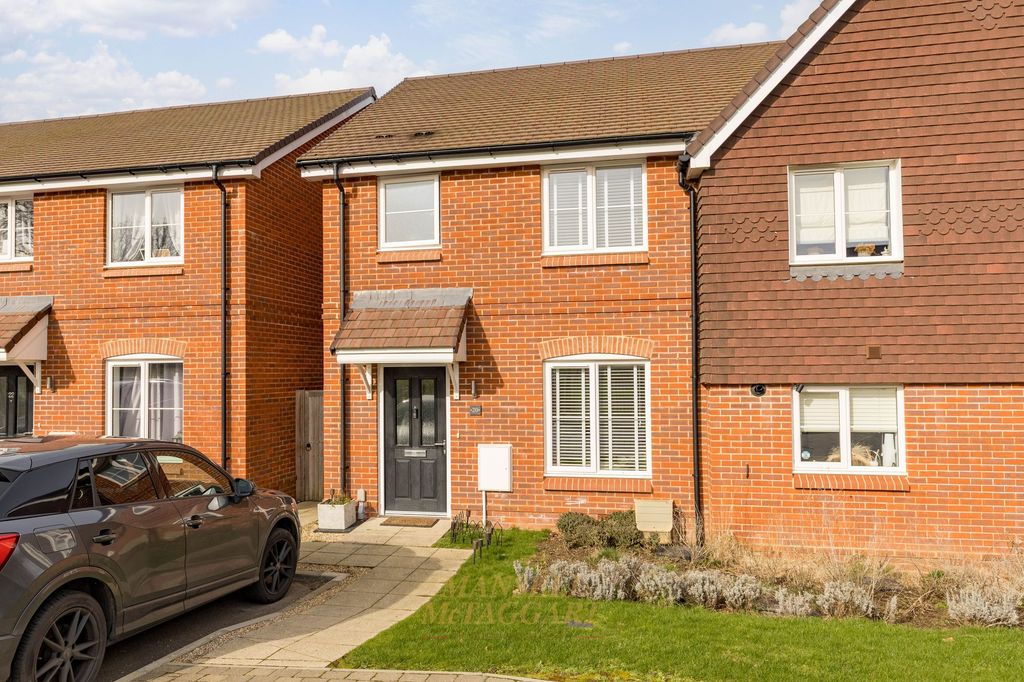 Property photo 1 of 23