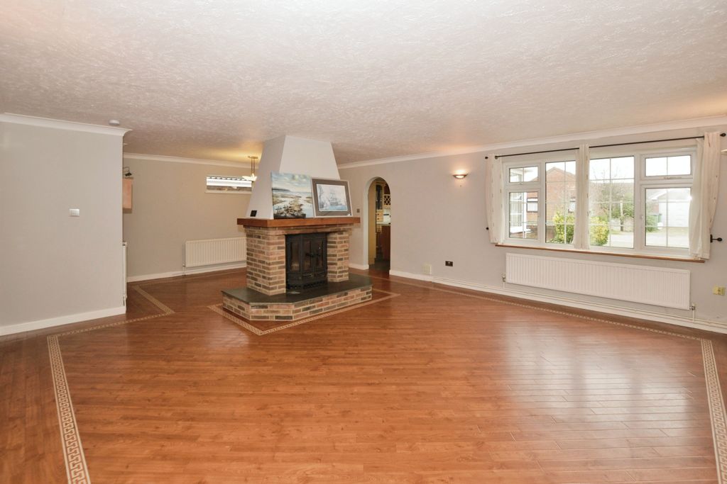 Property photo 3 of 17 Photography