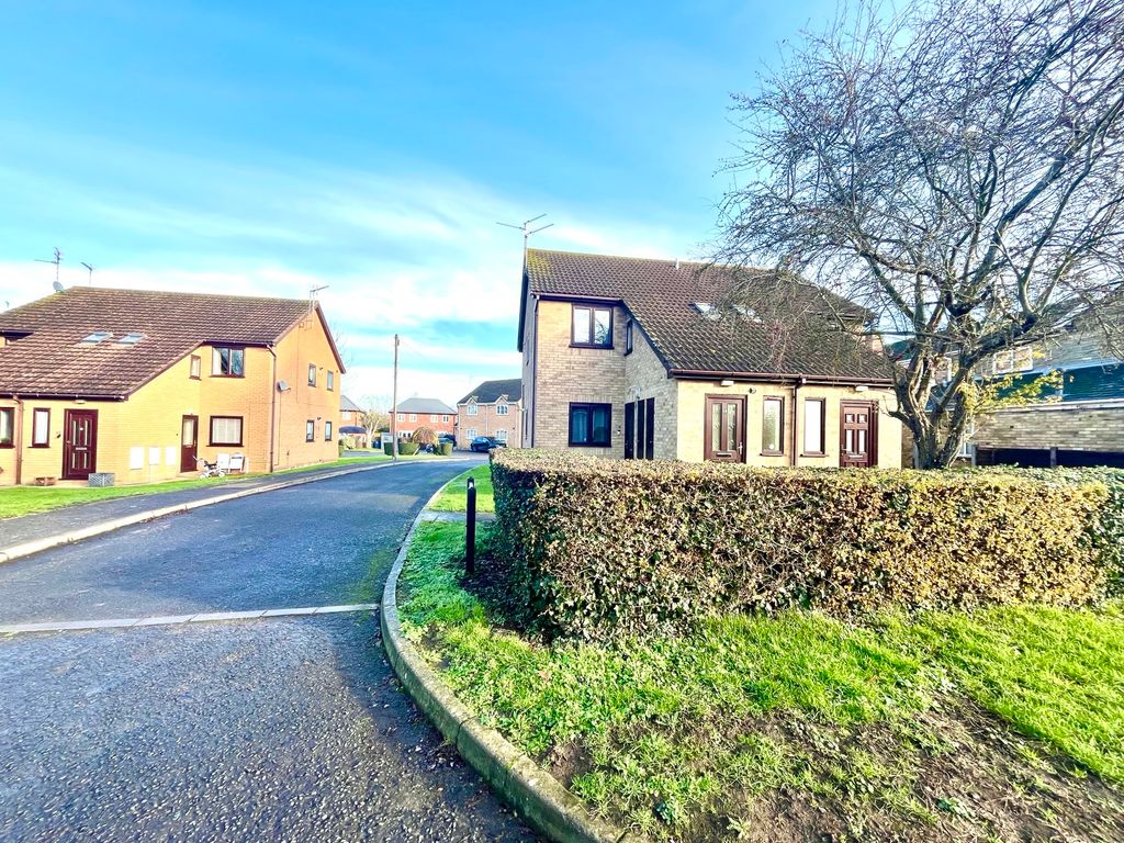 Property photo 1 of 3