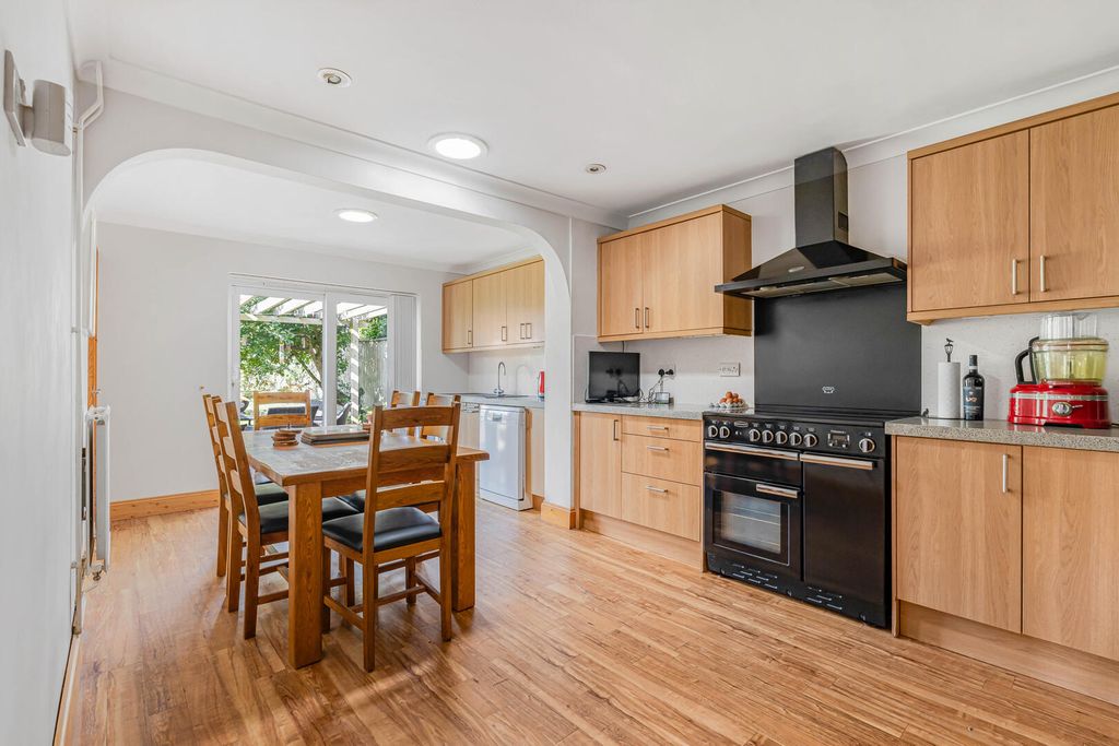 Property photo 3 of 31 13_62995-1.Jpg
